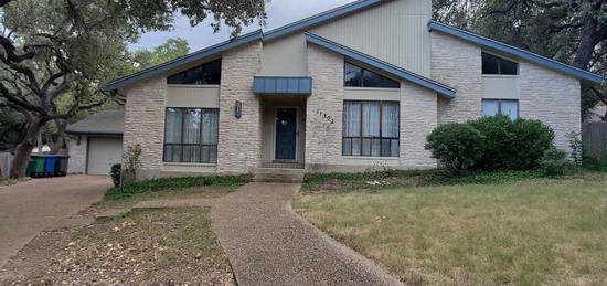 11302 Whisper Glen St, San Antonio, TX 78230