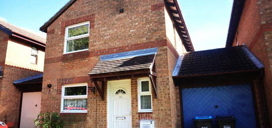 3 bedroom link detached house