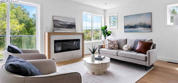 Unit 5 3907 Cedar Hill Rd, Saanich, British Columbia