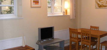 2 bed flat to rent