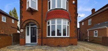 4 bedroom detached house to rent