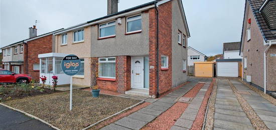 3 bed semi-detached house for sale