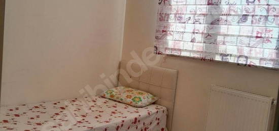 Karataş Pazaryeri yanında 1+1 kiralık stüdyo daire