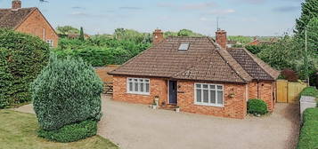 3 bed detached bungalow for sale