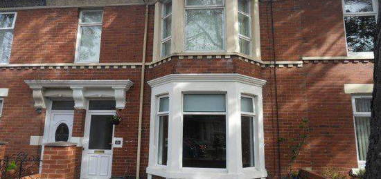 2 bed flat to rent