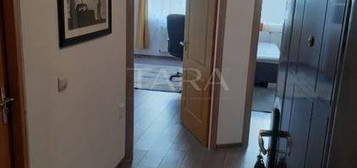 Apartament cu 3 camere, Iris, zona Auchan