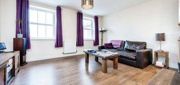 Flat for sale in Beauvais Square, Shortstown, Bedford MK42