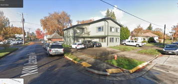202 NW 13th St APT 2, Corvallis, OR 97330