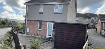 2 bed semi-detached house to rent