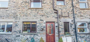 Terraced house for sale in Woodside Road, Endmoor LA8