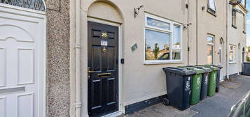 2 bed terraced house for sale