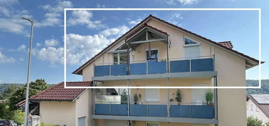 ++Äusserst gepflegte und geräumige Dachwohnung mit herrlichem Balkon in Vilshofen++