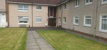 Flat to rent in Kelburne Gardens, Glasgow G69