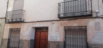 Casa en calle Amargura en Corral de Almaguer