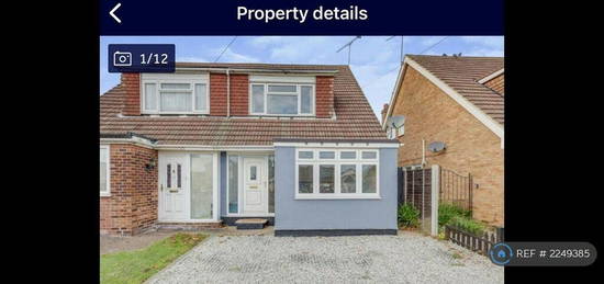 3 bedroom semi-detached house