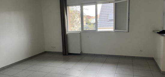 Appartement  à louer, 2 pièces, 1 chambre, 47 m²