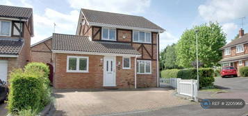 4 bedroom detached house