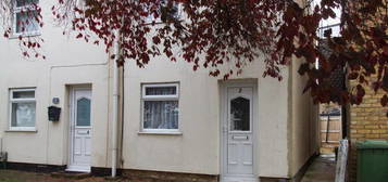 1 bedroom semi-detached house