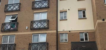 2 bed flat to rent