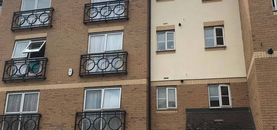 2 bed flat to rent