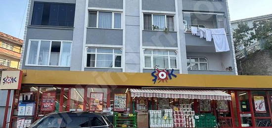 AKTAŞ GAYRİMENKULDEN BAHÇELİEVLERDE İÇİ YAPILI 2+1 DAİRE 3.KAT