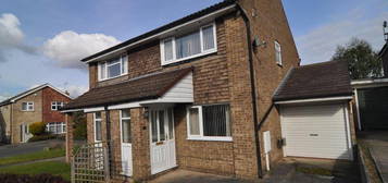 2 bedroom semi-detached house to rent