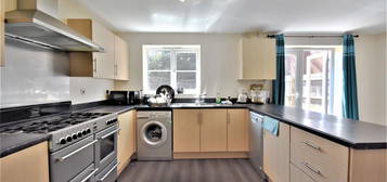 End terrace house to rent in Poppleton Close, Coventry CV1