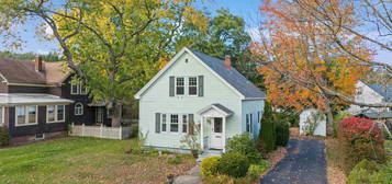 8 wood Ave, Concord, NH 03301