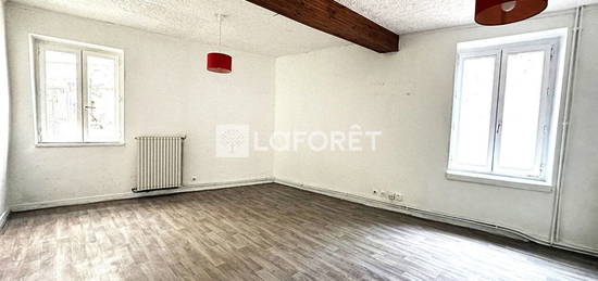 LOCATION : appartement de 3 pièces (74 m²) à GRIGNY