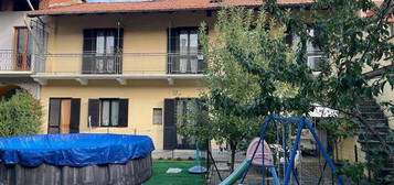 Casa Indipendente Barone Canavese