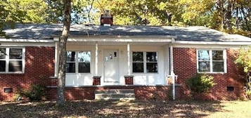 430 Day Dr, Hamilton, AL 35570