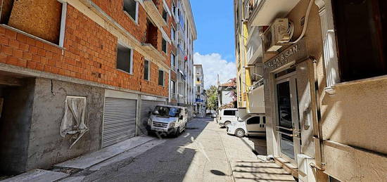 REMAX FREKANS'TAN KOCAELİ'DE SATILIK SIFIR OTOPARKLI DAİRE