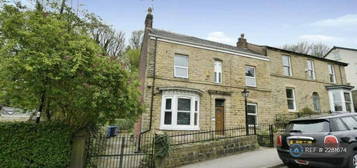 6 bedroom semi-detached house