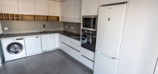 Apartamento T1+2 Duplex Novo com 2 Terraços