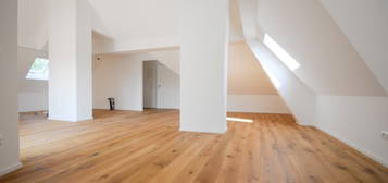 MODERNES DACHGESCHOSS-LOFT MIT TERRASSE UND GEMEINSCHAFTSGARTEN IN ST. PÖLTEN