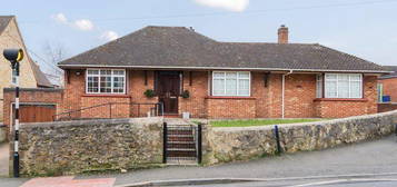 4 bedroom detached bungalow for sale