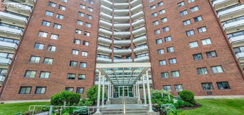 504 - 20 CHESTERTON DRIVE, Ottawa, Ontario 