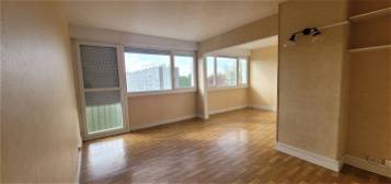 Appartement  à vendre, 3 pièces, 2 chambres, 66 m²