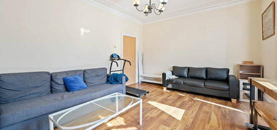 2 bedroom maisonette to rent