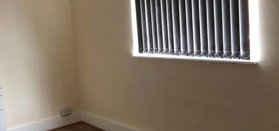 Semi-detached house to rent in High Road, London NW10