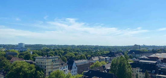 ~ Top-Apartment mit Aussicht und Balkon + zentral in Rüttenscheid gelegen ~