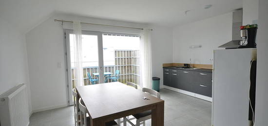 MILIZAC - Appartement T3 meublé récent de 58m² avec balcon et paking