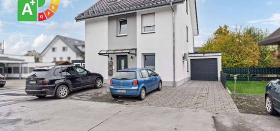 Exklusive Ober- und Dachgeschosswohnung in guter Lage von Lippstadt-Eickelborn