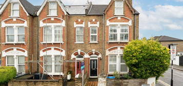 3 bed maisonette for sale