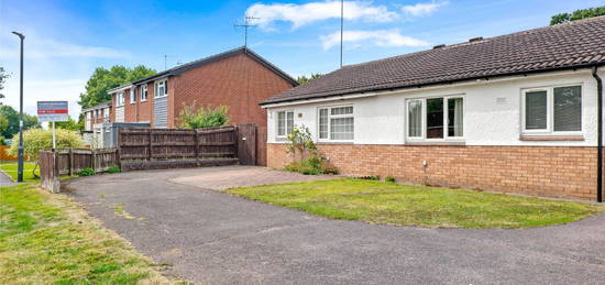 Bungalow for sale in Lea Close, Alcester B49