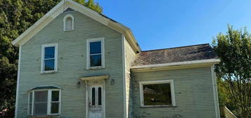 40 East Street, Middletown Springs, VT 05757