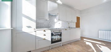 2 bed flat to rent