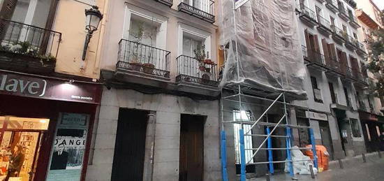 Estudio de alquiler en Relatores, Embajadores - Lavapiés