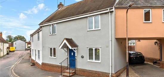 3 bedroom link detached house for sale