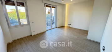 Trilocale in Via Provinciale Novedratese 42